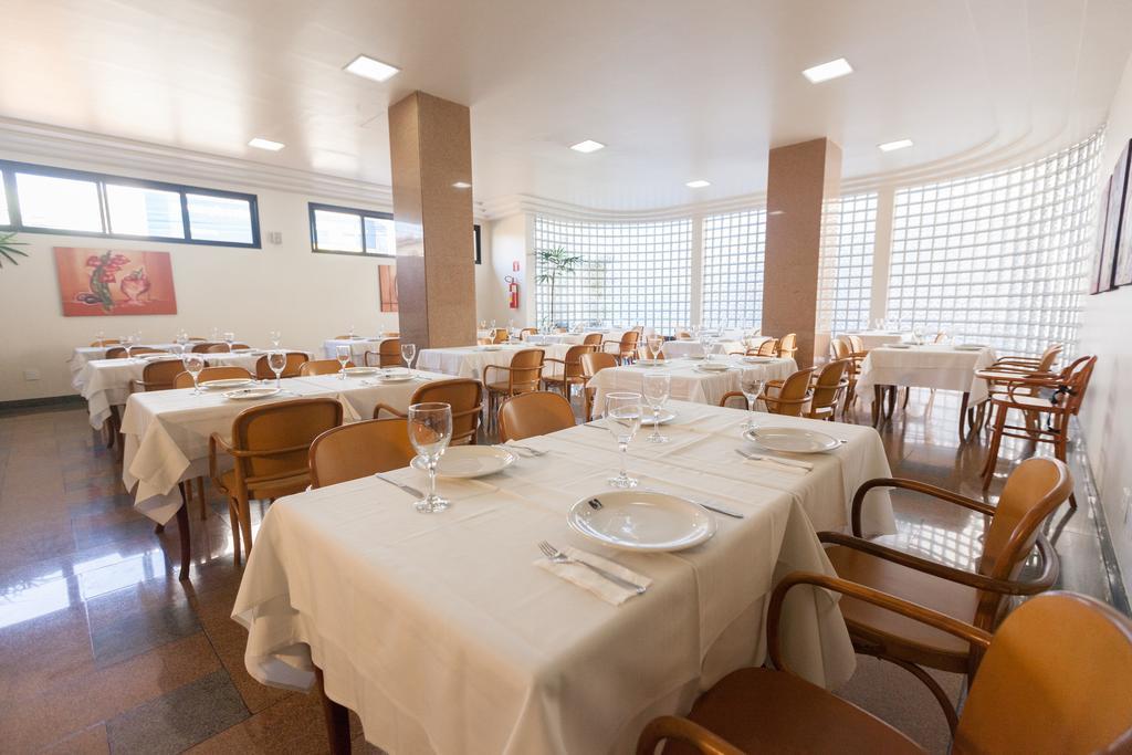 Dimas Lessa Hotel モンテス・クラロス エクステリア 写真