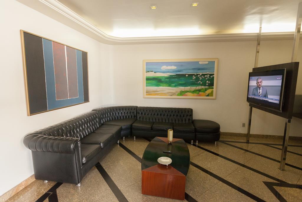 Dimas Lessa Hotel モンテス・クラロス エクステリア 写真