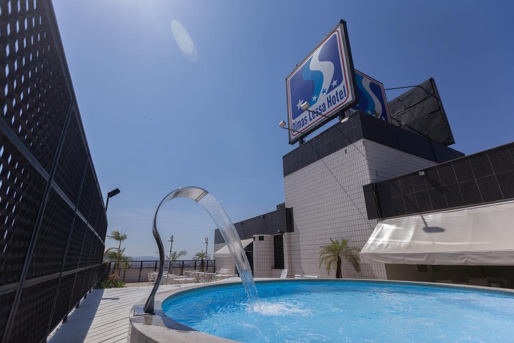 Dimas Lessa Hotel モンテス・クラロス エクステリア 写真