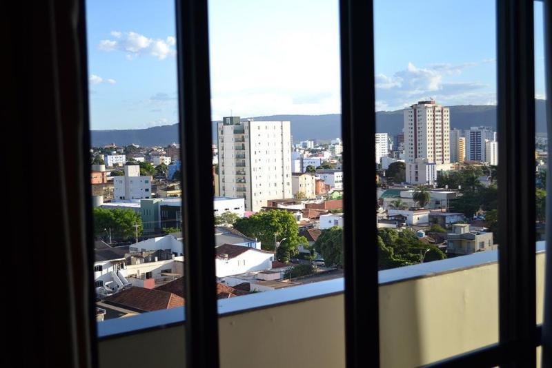 Dimas Lessa Hotel モンテス・クラロス エクステリア 写真